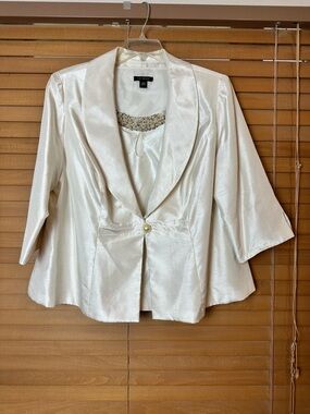Le Bos Two Piece Ivory 3/4 Sleeve Jacket and Beaded Tank Top Set 22W Elegant